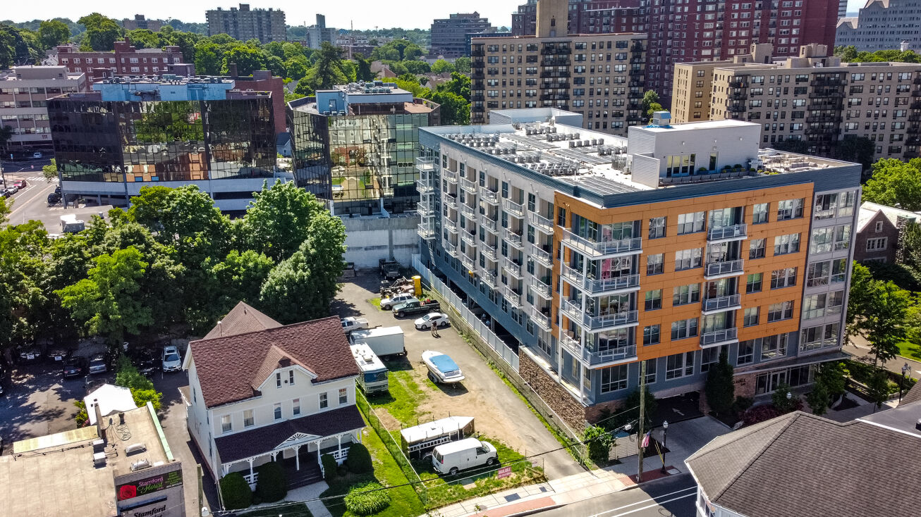 589 Bedford St, Stamford, CT 06901