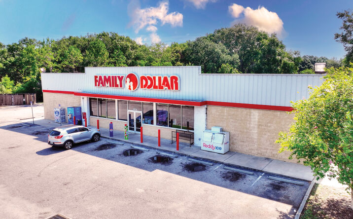 Pictures of Retail property located at 1058 Berkley Rd, Auburndale, FL 33823 for sales - image #1