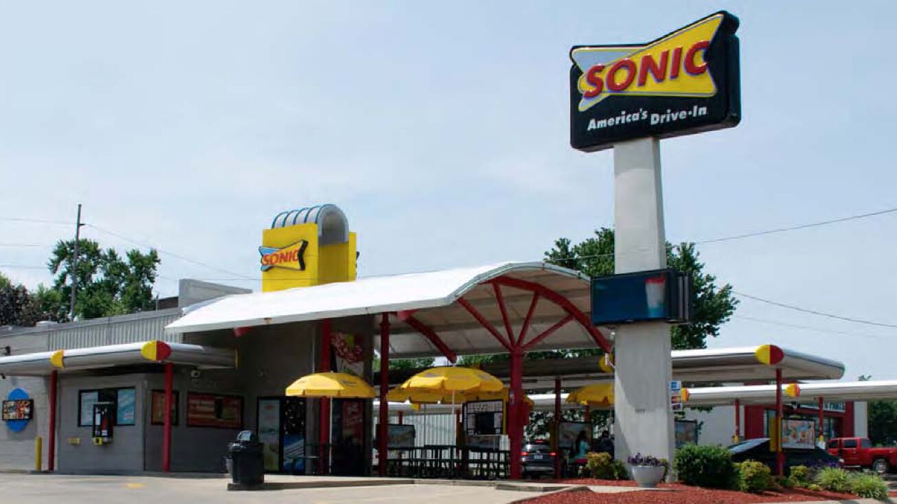 2144 Russellville Rd, Bowling Green, KY 42104