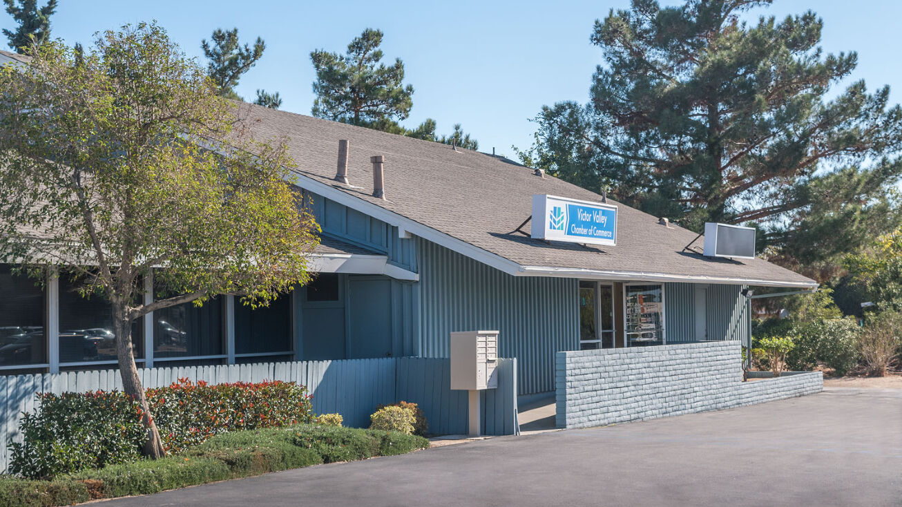 14174 Green Tree Blvd, Victorville, CA 92395