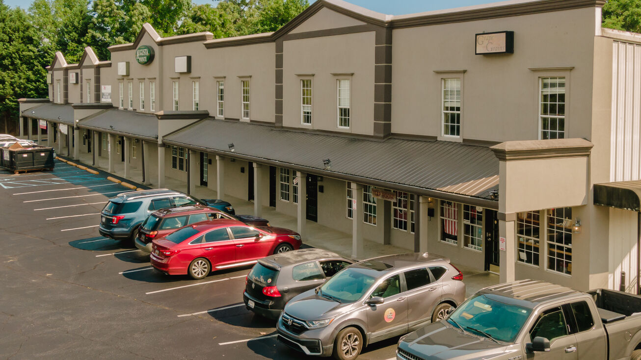 104 Mauldin Rd, Greenville, SC 29605