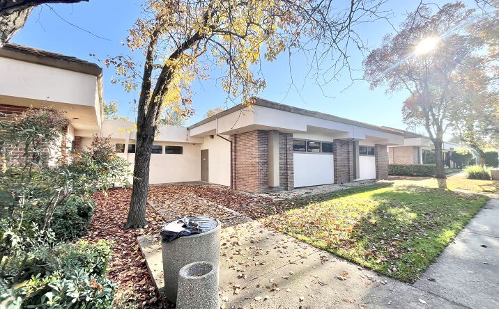 Pictures of Office property located at 1130 Conroy Ln #300, Roseville, CA 95661 for sales - image #1