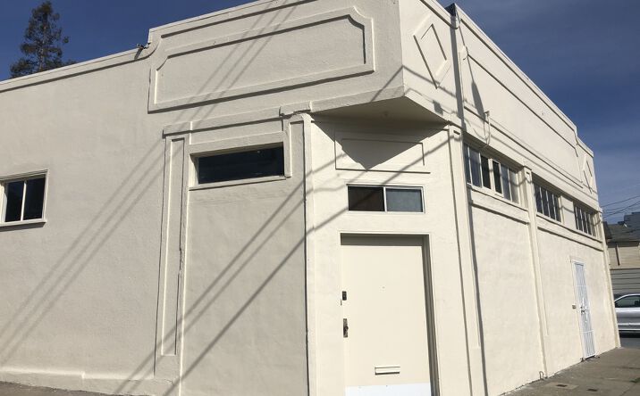 Pictures of Retail property located at 2501-2503 14th Ave, Oakland, CA 94606 for comps - image #1