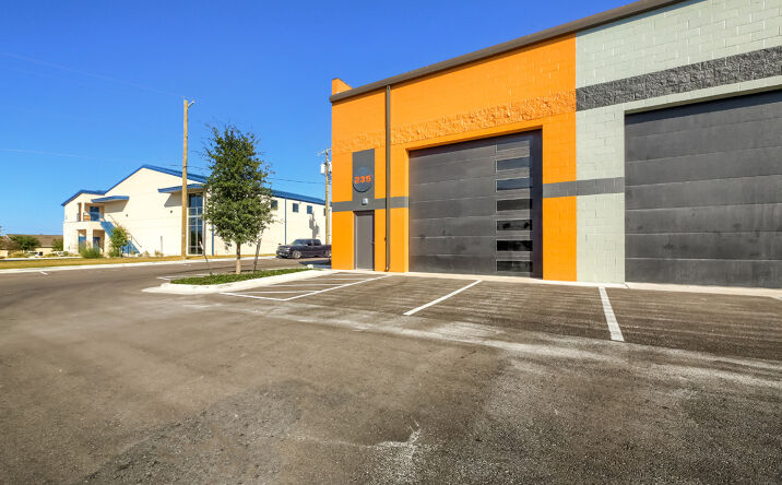 Pictures of Industrial property located at 1010 South Interstate 25 Unit A02, Castle Rock, CO 80104 for sales - image #1