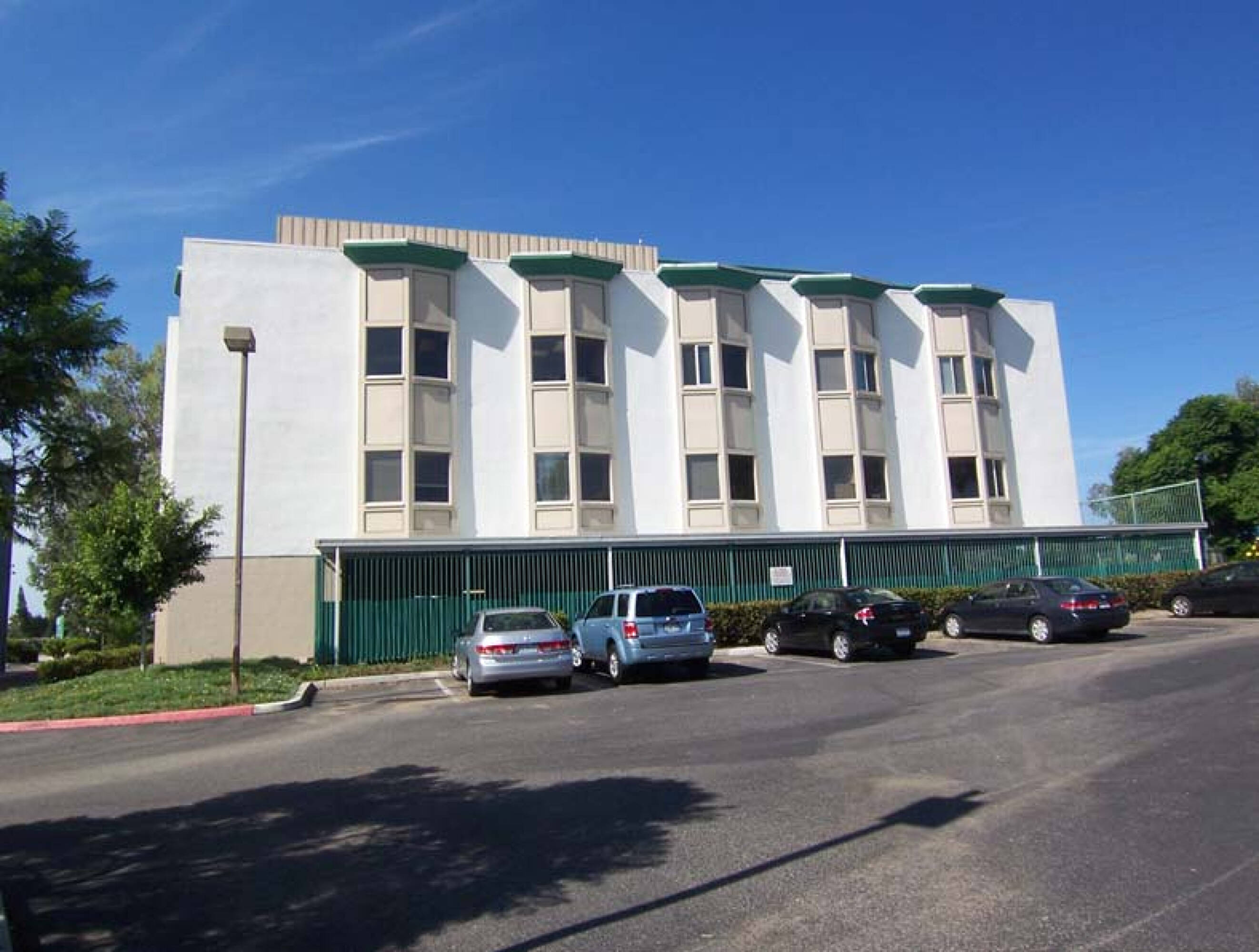 5755 Valentine Rd, Ventura, CA 93003