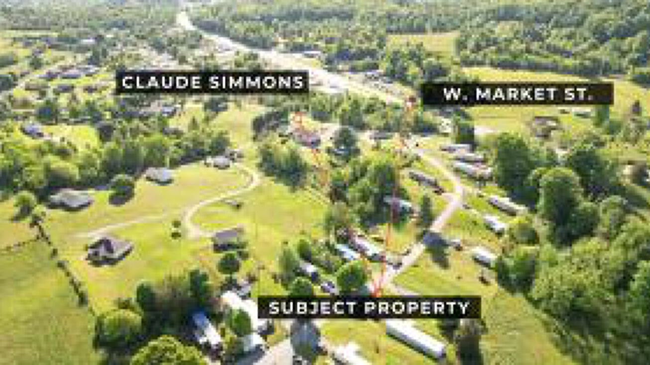 102 Claude Simmons Rd, Johnson City, TN 37604