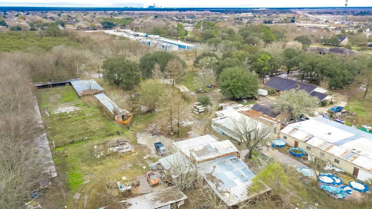 415 Crabb River Rd, Richmond, TX 77469