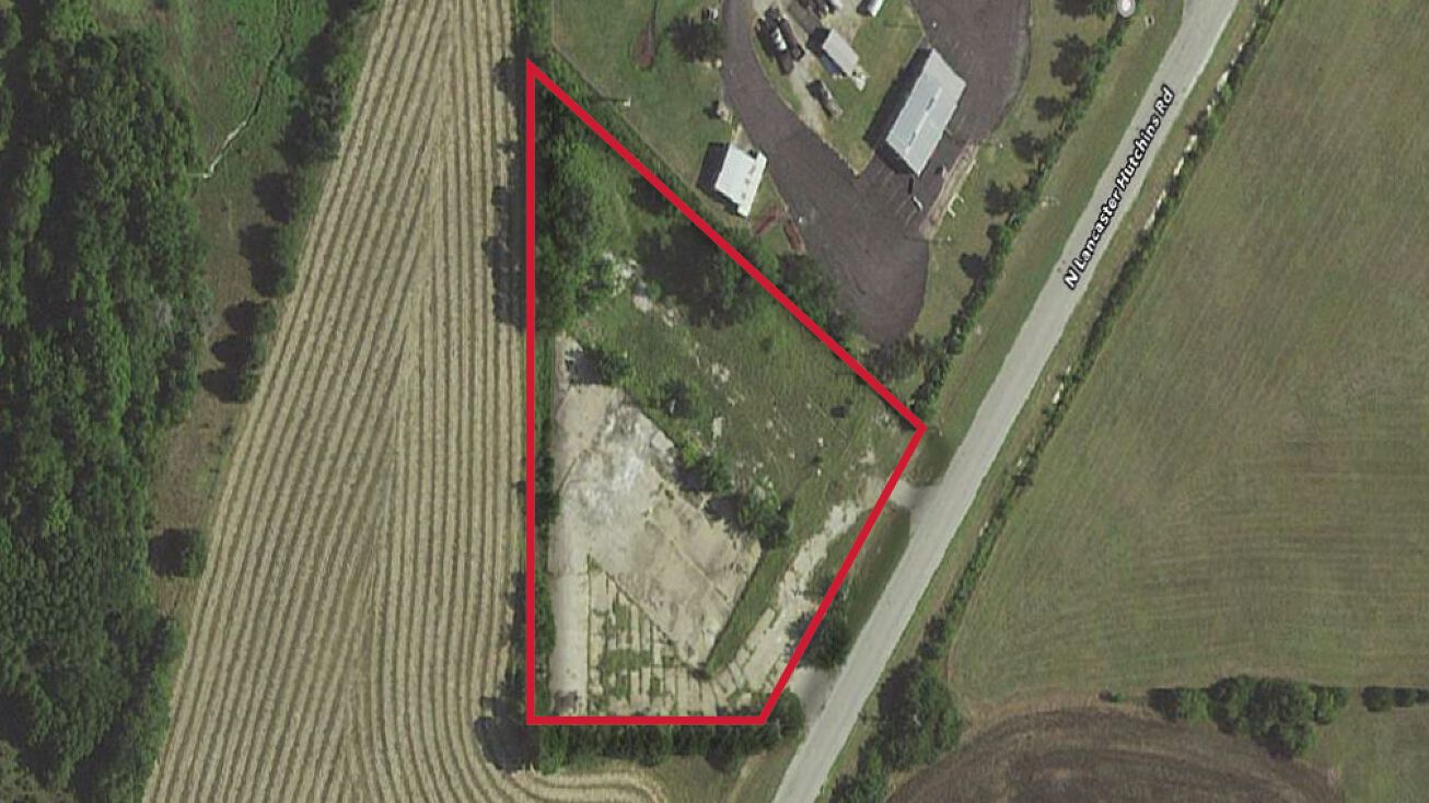 1701 N Lancaster Hutchins Rd, Lancaster, TX 75134