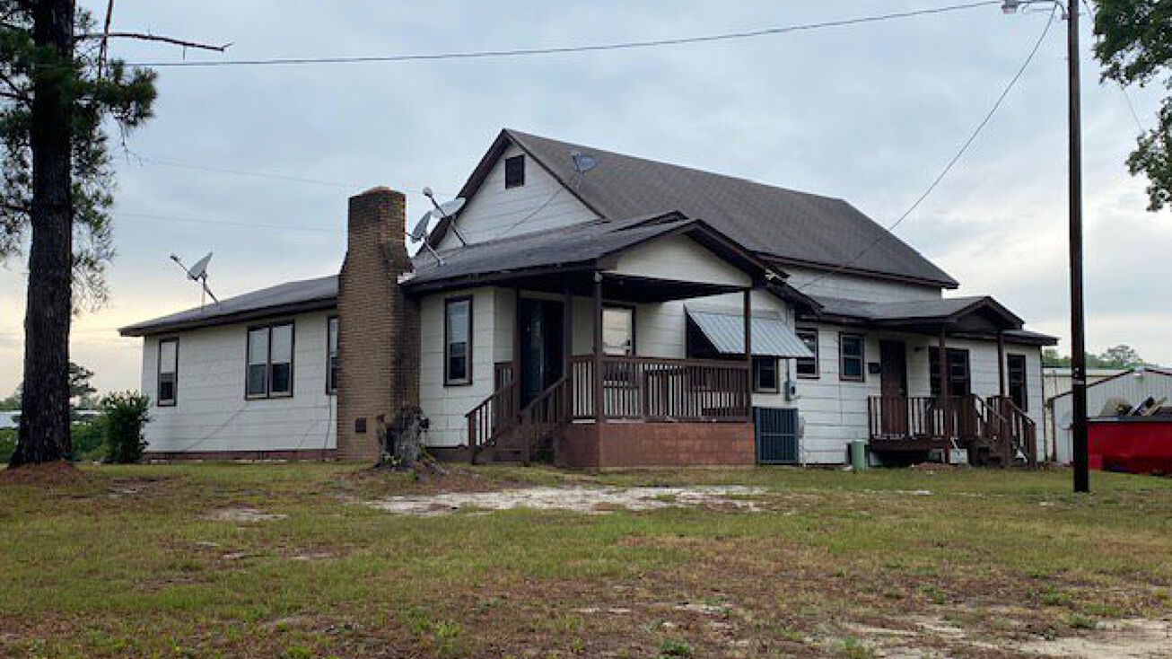 1467 Old Dunbar Rd, West Columbia, SC 29172