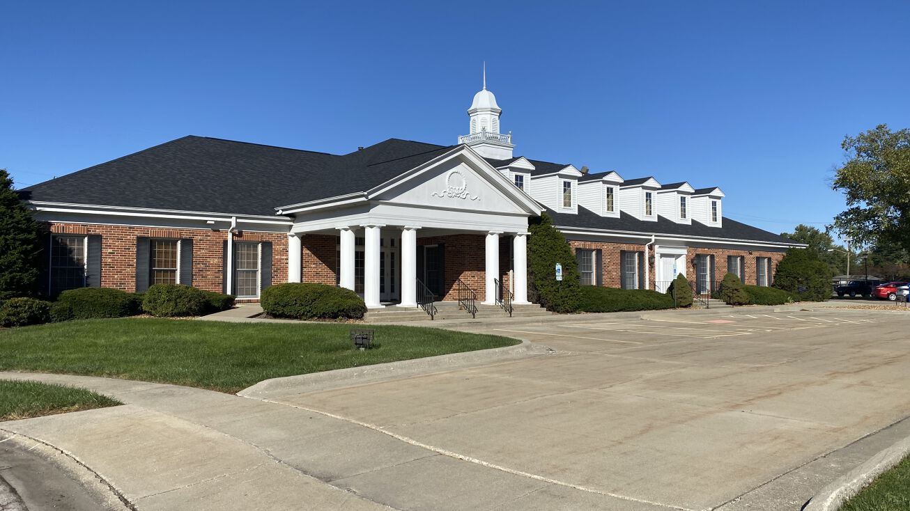 2667 Farragut Dr, Springfield, IL 62704