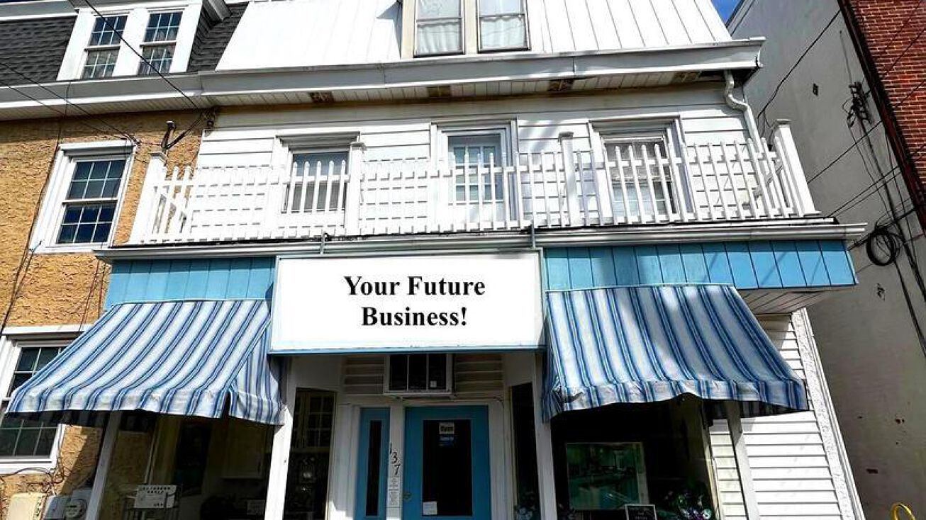 Pictures of Mixed Use property located at 137 W Lancaster Ave, Downingtown, PA 19335 for sales - image #1