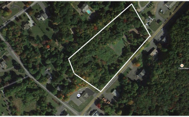 Pictures of Land property located at Thomaston Rd (Route 6), Watertown, CT 06795 for sales - image #1