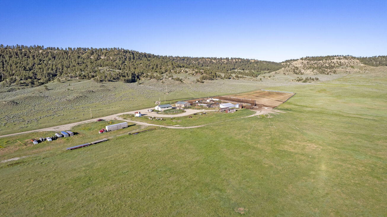 9602 Alexander Road, Shepherd, MT 59079