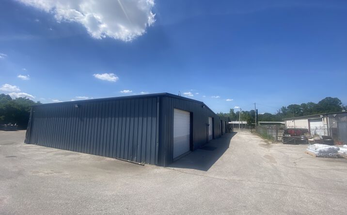 Pictures of Industrial property located at 5321 Pleasant View Rd, Memphis, TN 38134 for comps - image #1