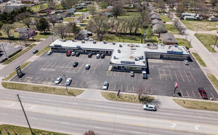 Pictures of Retail property located at 749 N West St, Wichita, KS 67203 for sales - image #1