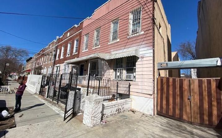 Pictures of Mixed Use property located at 321 Milford St, Brooklyn, NY 11208 for sales - image #1