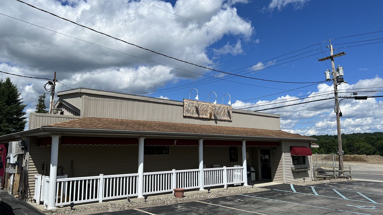 251 N Main St, Mechanicville, NY 12118 | Crexi.com