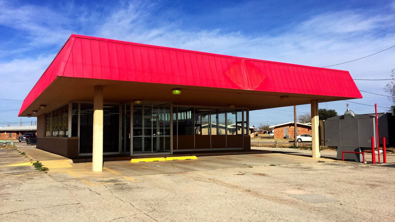 1005 Railraod Ave, Seagraves, TX 79359