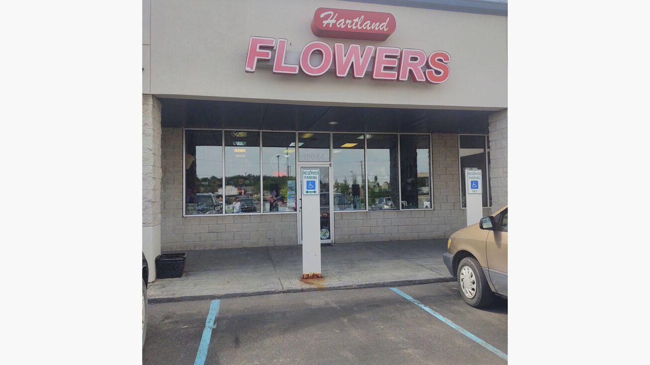 10044 Highland Rd, Hartland, MI 48353 Retail Property for Sale