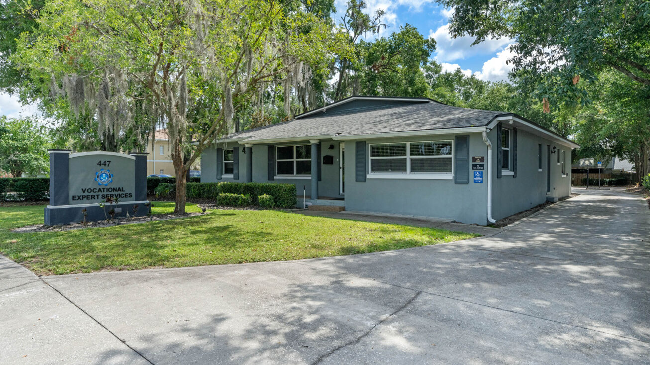 447 Lake Howell Rd, Maitland, FL 32751