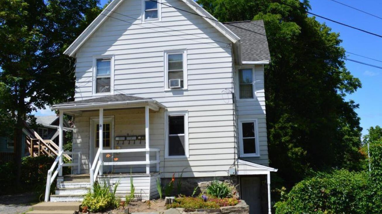 4 Hotchkiss St, Binghamton, NY 13903