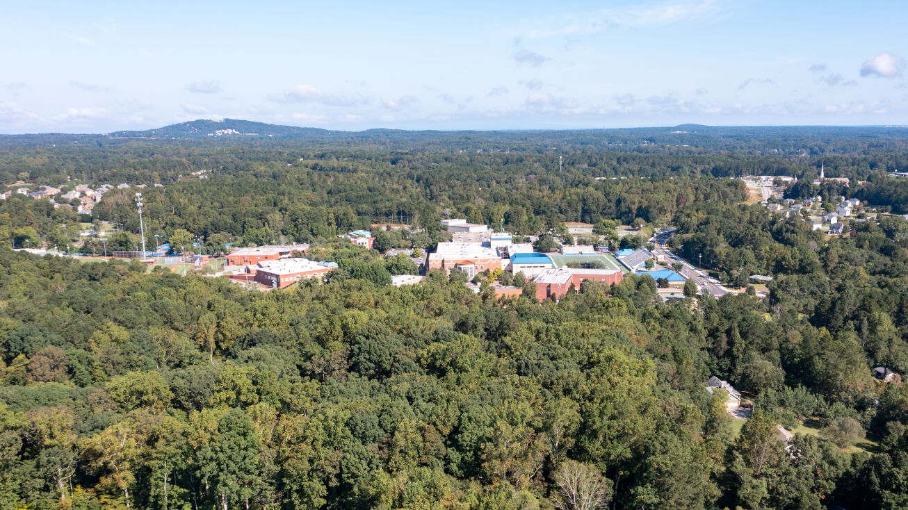 2510 New MacLand Rd, Powder Springs, GA 30127