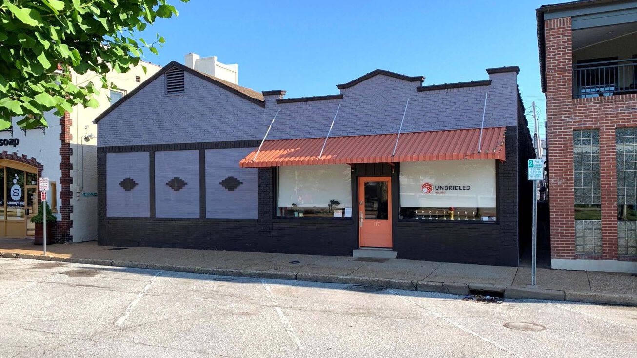 117 W Argonne Dr, Kirkwood, MO 63122