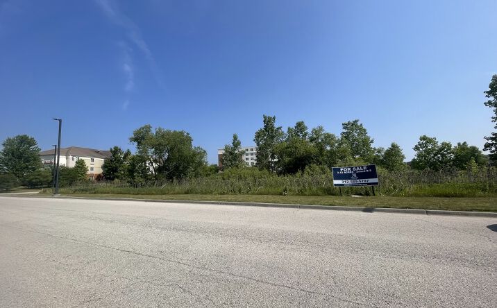 Pictures of Land property located at 3680 Casimer Pulaski Dr, Waukegan, IL 60085 for sales - image #1