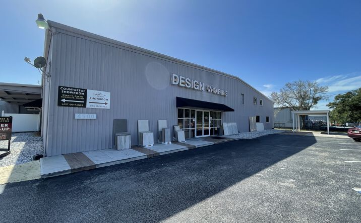 Pictures of Industrial property located at 4500 Carmichael Ave, Sarasota, FL 34234 for comps - image #1