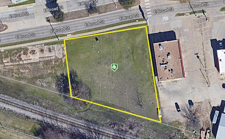 Pictures of Land property located at 1010 E Broad St, Mansfield, TX 76063 for sales - image #1