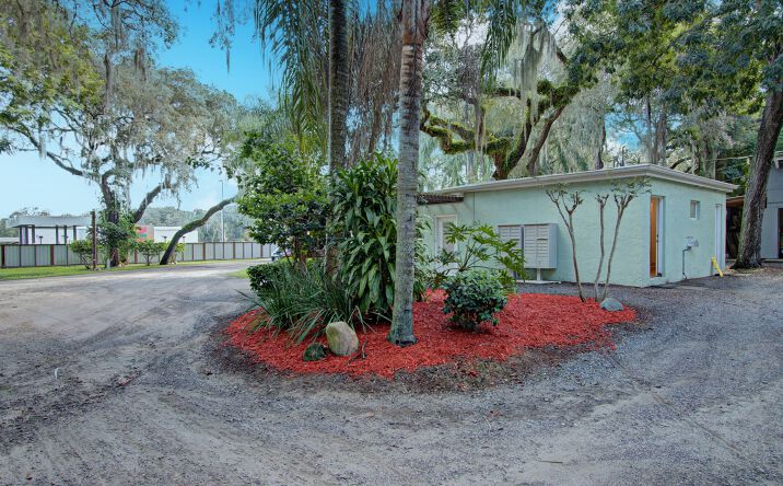 Pictures of Mobile Home Park property located at 28313 US-27, Leesburg, FL 34748 for sales - image #1
