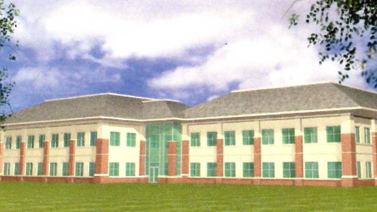 945 N Hamilton Rd, Gahanna, OH 43230