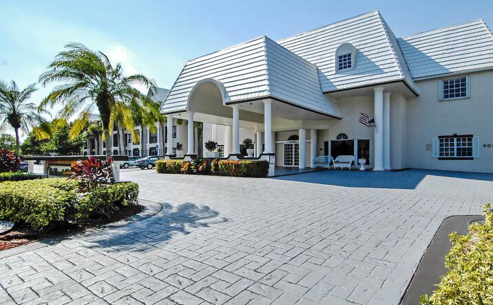 Pictures of Multifamily, Senior Living, Special Purpose property located at 3999 S Babcock St #5, Melbourne, FL 32901 for sales - image #1