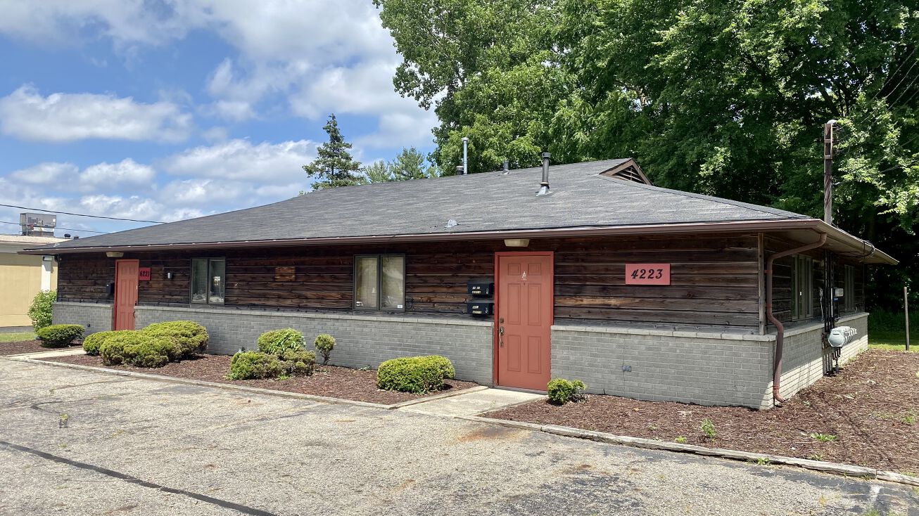 4221 S Martin Luther King Jr Blvd, Lansing, MI 48910