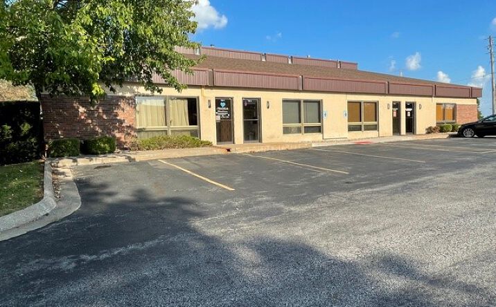 616 35th Ave, Moline, IL 61265 - Office Property for Sale - 616 35th Ave