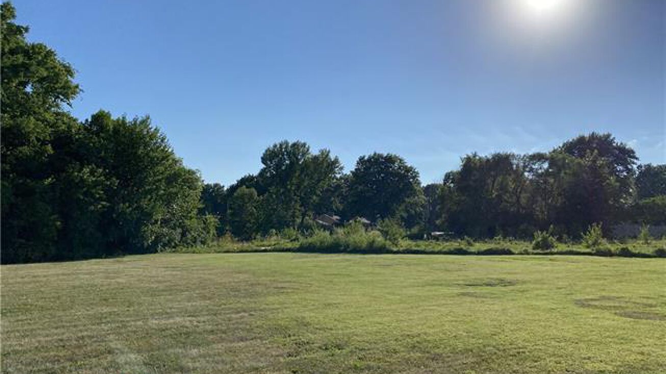 4501 & 4423 S Crysler Avenue, Kansas City, MO 64133 Land for Sale