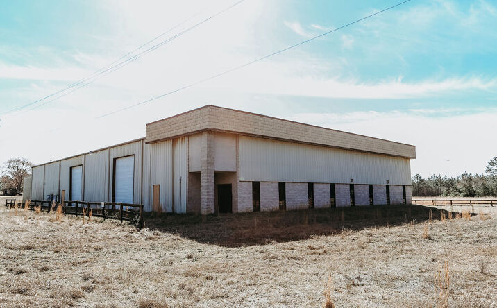 Pictures of Industrial property located at 14099 US-15, Aberdeen, NC 28315 for sales - image #1
