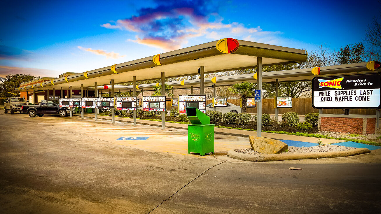 805 North Main Street, Sweeny, TX 77480