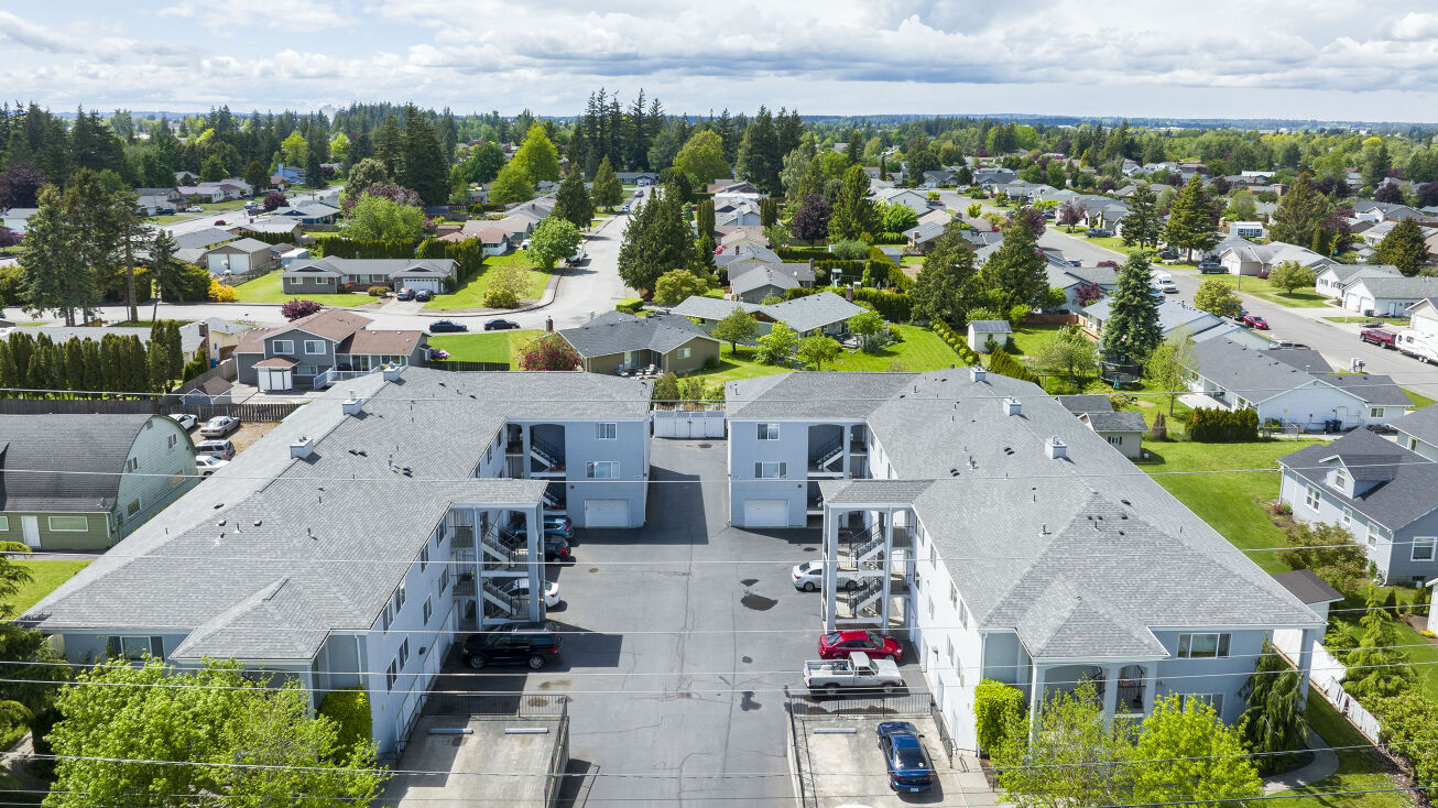 8583 Vinup Rd, Lynden, WA 98264 Multifamily Property for Sale