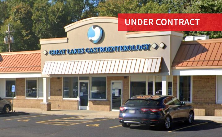 Pictures of Retail property located at 8877 Mentor Ave, Mentor, OH 44060 for comps - image #1