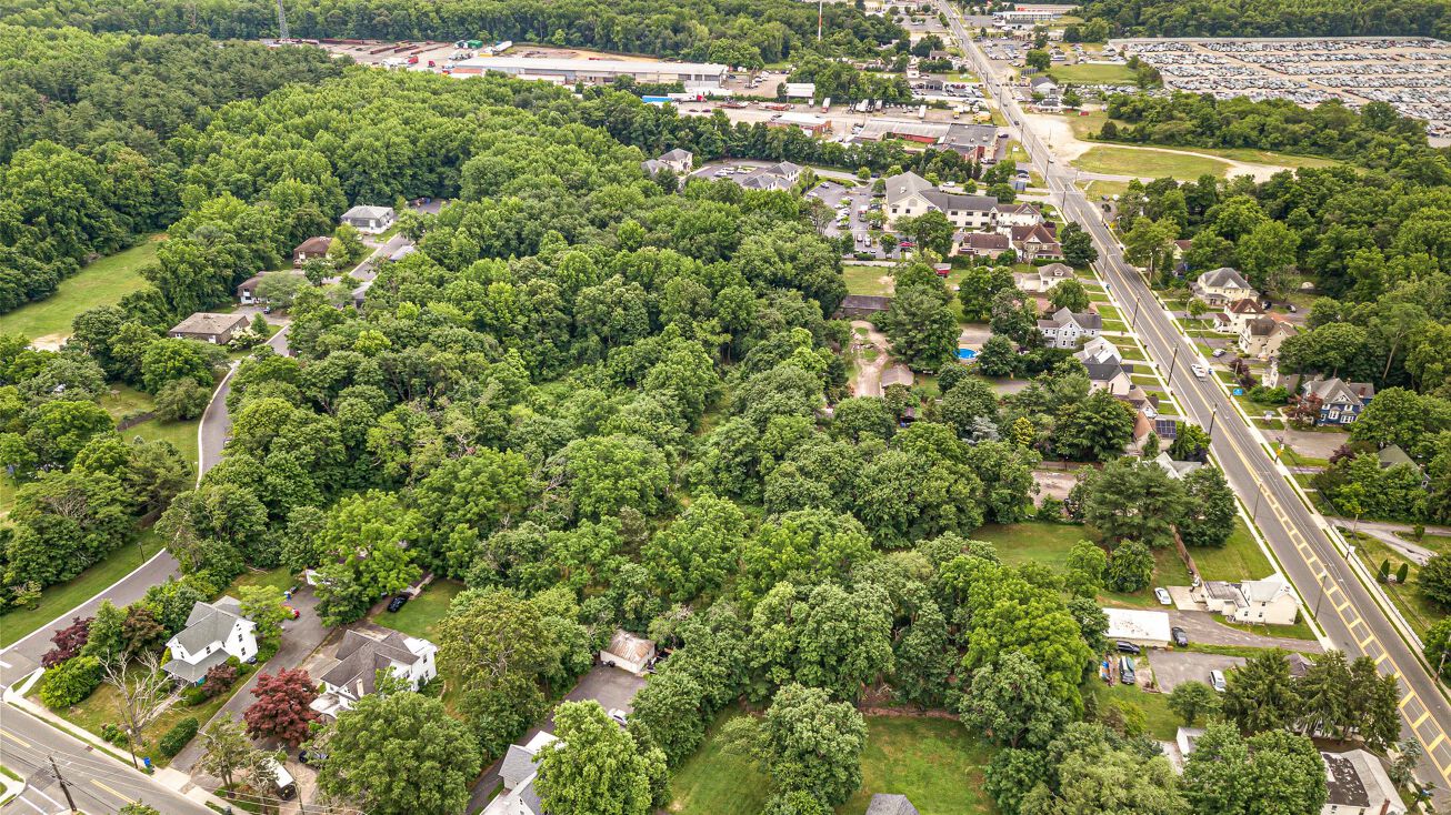 214 High St E, Glassboro, NJ 08028