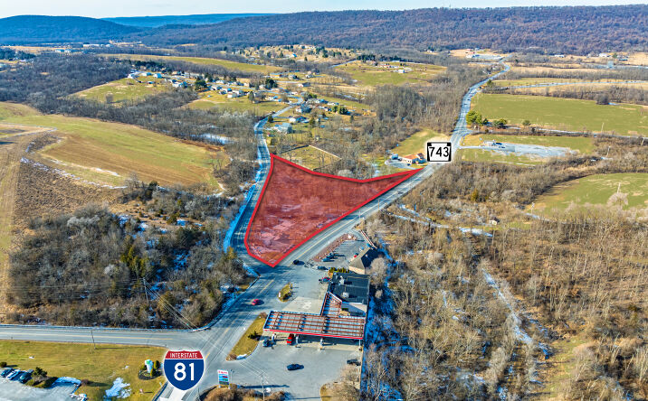 Pictures of Hospitality, Industrial, Land, Mixed Use, Retail property located at 409 Bow Creek Rd, Grantville, PA 17028 for sales - image #1