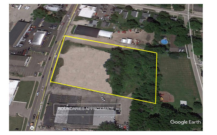 Pictures of Land property located at 914 Front St, McHenry, IL 60050 for sales - image #1