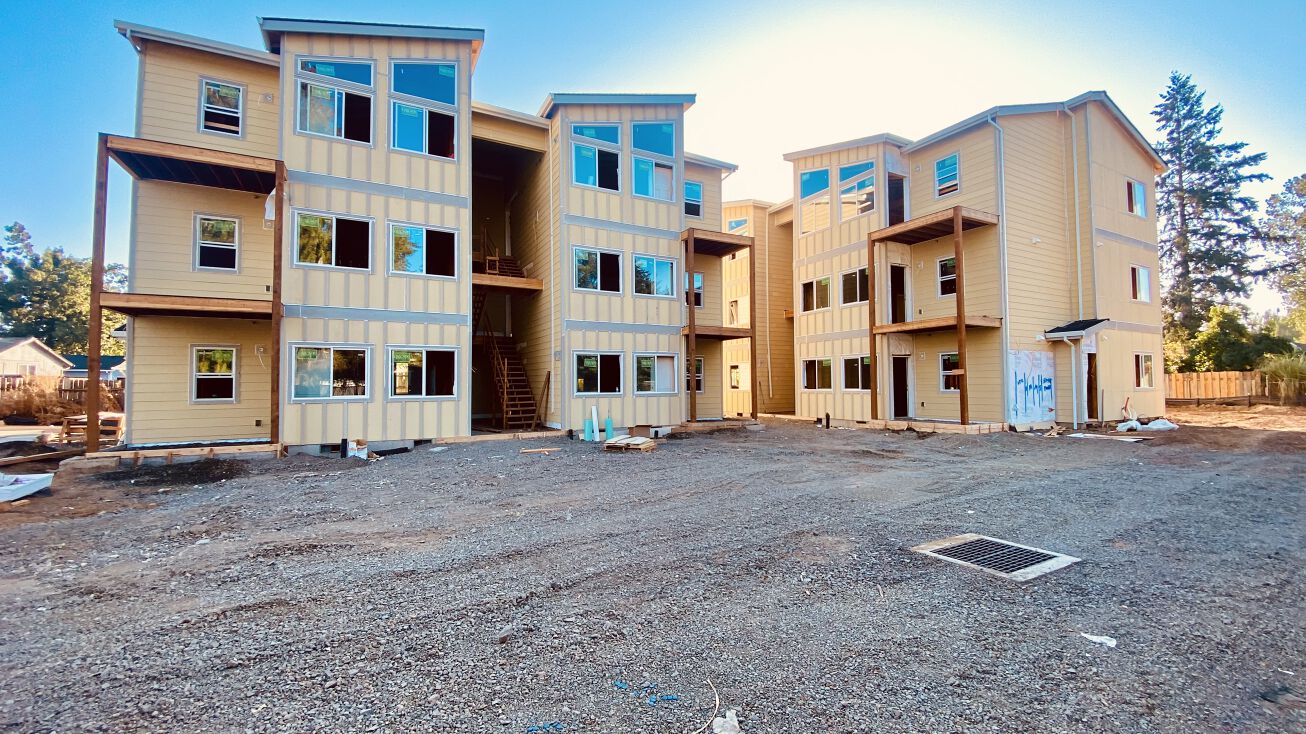 287 SW 3rd Ave, Canby, OR 97013 Multifamily Property for Sale