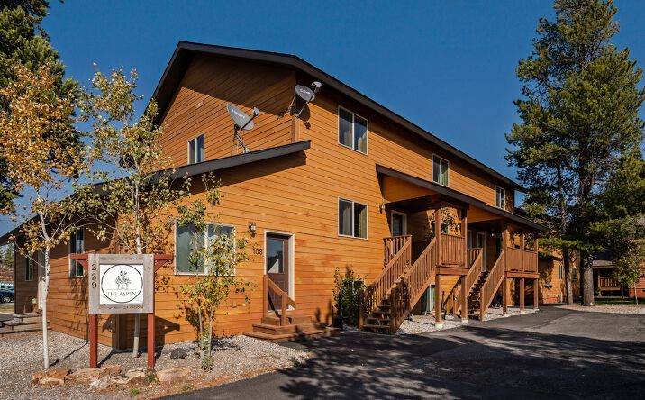 Pictures of Hospitality property located at 229 N Hayden St, West Yellowstone, MT 59758 for sales - image #1