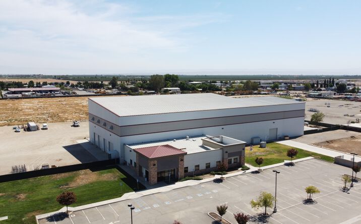 Pictures of Industrial property located at 31127 Coberly Rd, Shafter, CA 93263 for comps - image #1