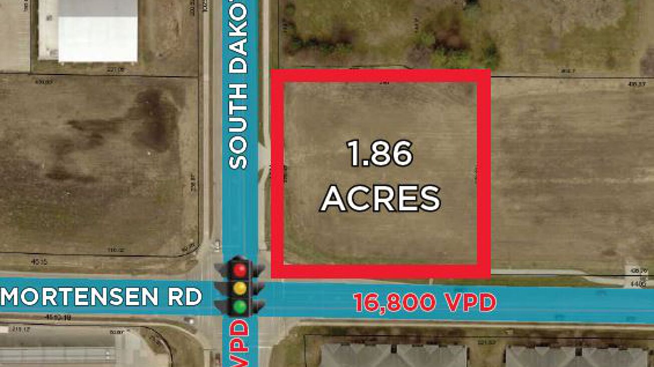 1114 S Dakota Ave, Ames, IA 50014