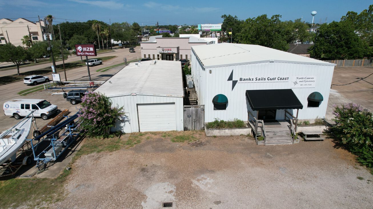 903 Doris St, Kemah, TX 77565