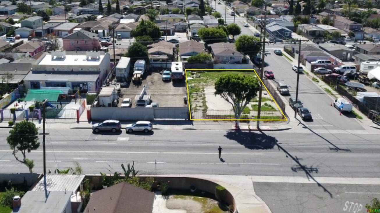 1498 W Compton Blvd, Compton, CA 90220