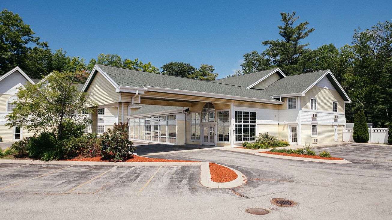 461 Munson Ave, Traverse City, MI 49686